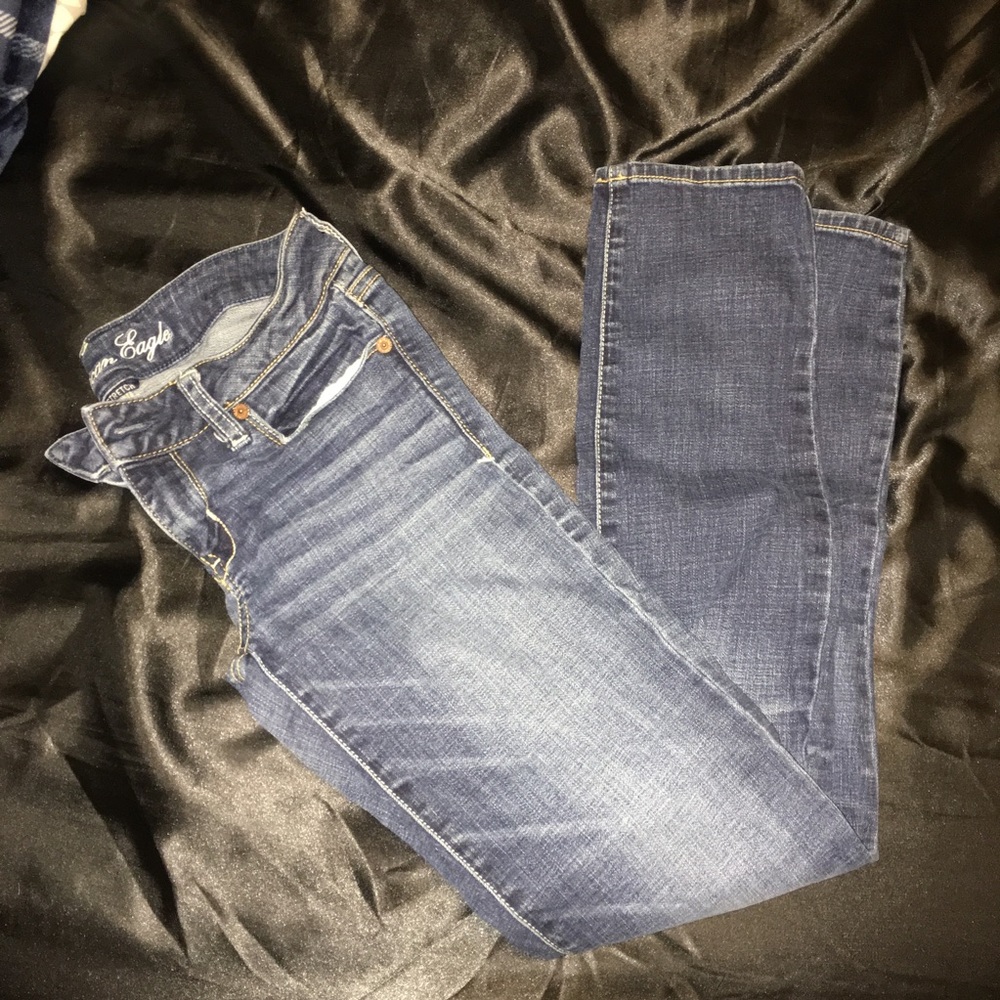 American Eagle jeans size 4 perfect condition